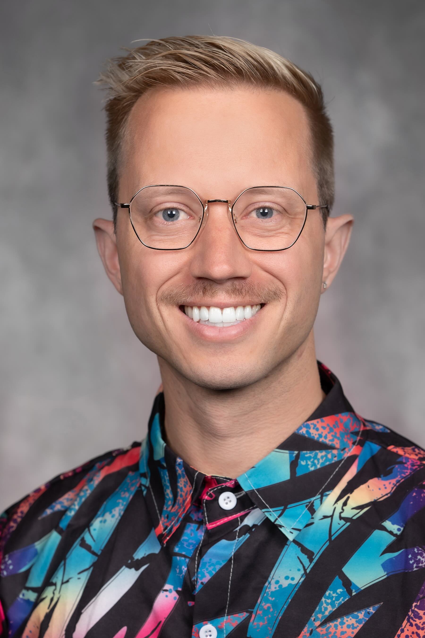 Brad's headshot